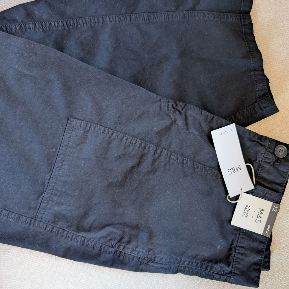 Women's Barrel Black Pants